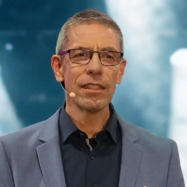 alexander_burkhardt_11